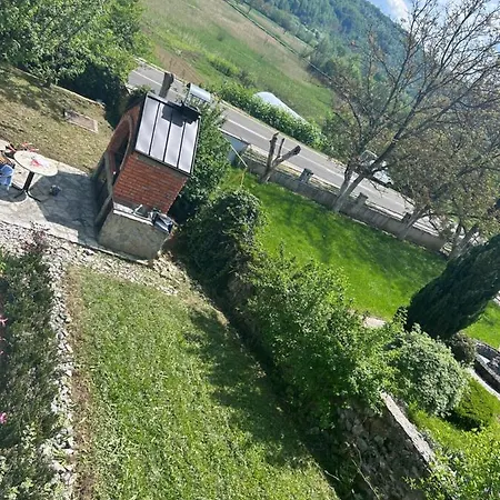 Markovi Konaci Lohovo ヴィラ Bihać